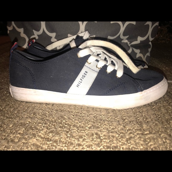 Tommy Hilfiger Sneakers - Picture 1 of 4
